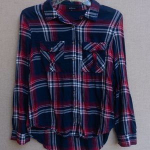 Women's Plaid Button Down Flannel/Shirt